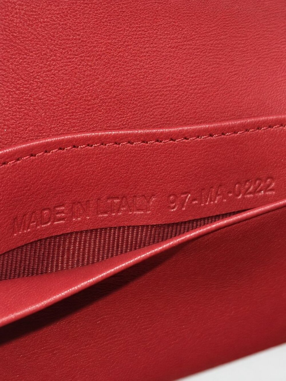 Christian Dior Lady Dior Cannage Quilted Red Leather Wallet w/ Gold Charms - New - Picture 5 of 6